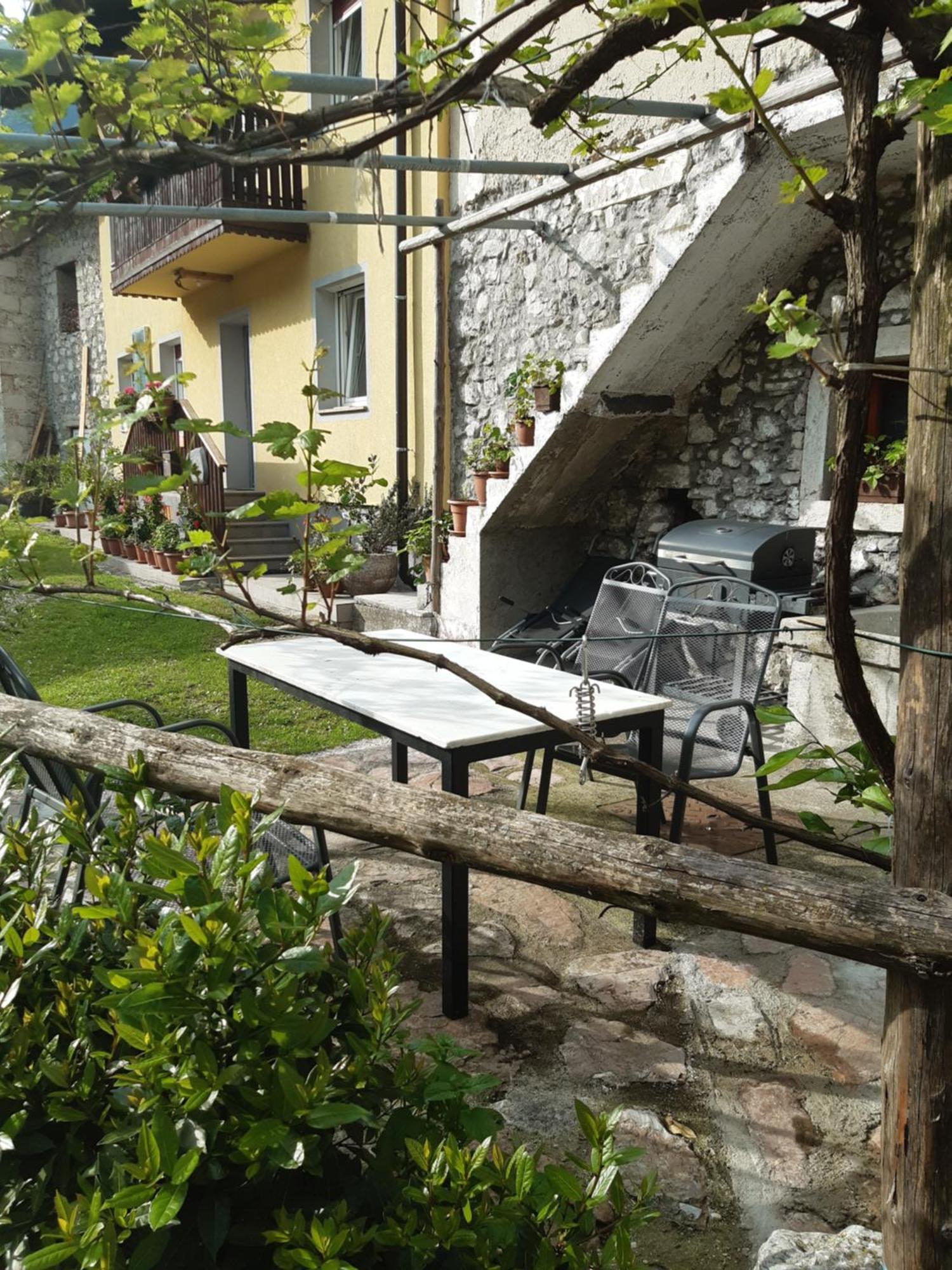Trnovo Ob Soci Kuhala Apartment Kobarid Ngoại thất bức ảnh